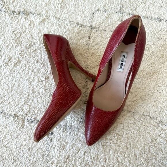 Miu Miu Cracked Effect Red Leather Pumps High Heels Size IT 40.5 / US 10.5 - Picture 14 of 15